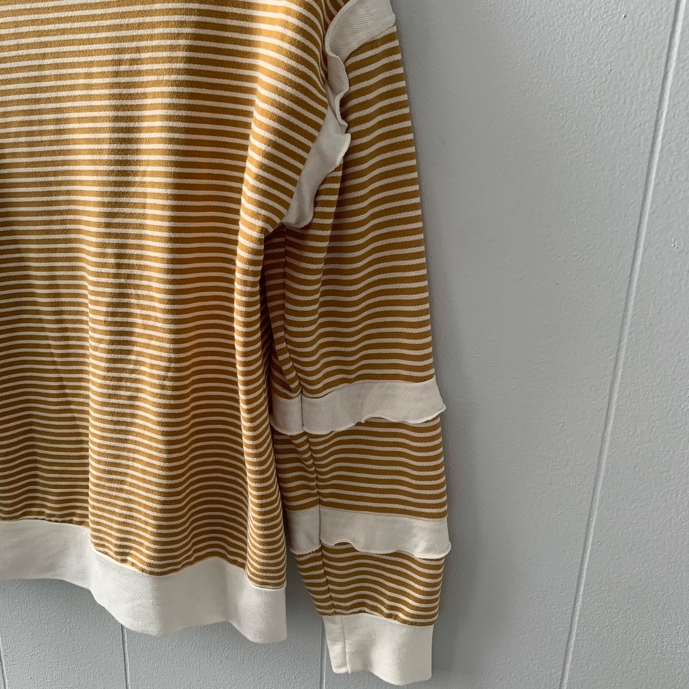 Ruffled Top - Picture 4 of 8